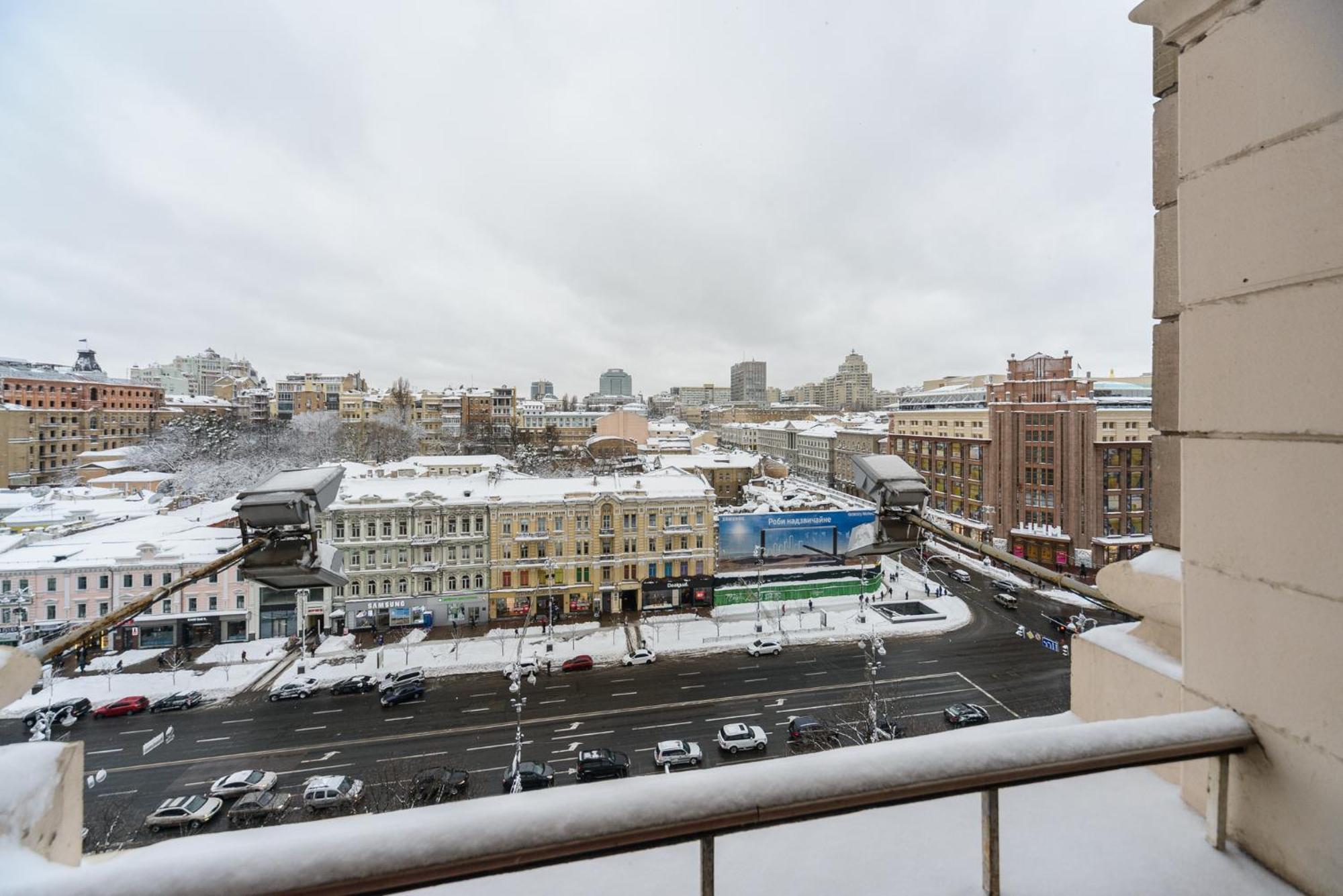 Apartments On Khreschatyk 27 Kiev Exterior foto